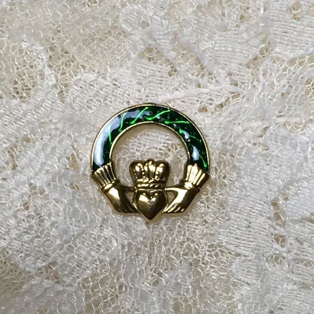 Vintage Gold Tone Green Enamel Irish Claddagh Lapel Pin Brooch signed Heart
